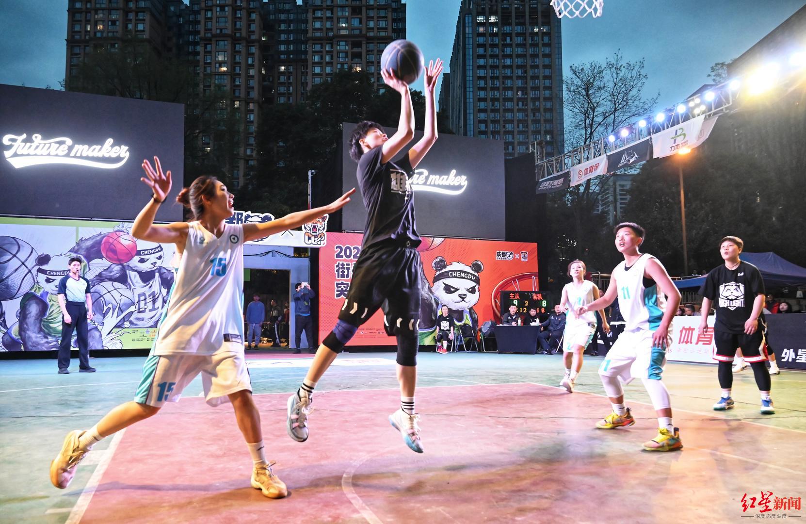 竞技火花碰撞！欧联杯焦点战：帕纳辛纳克与普博泰夫之间的激情对决